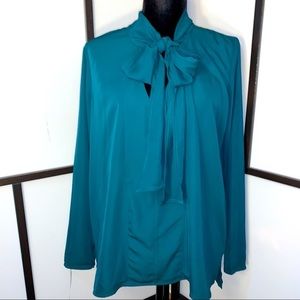 Emerald Green Blouse w Accent Front Tie